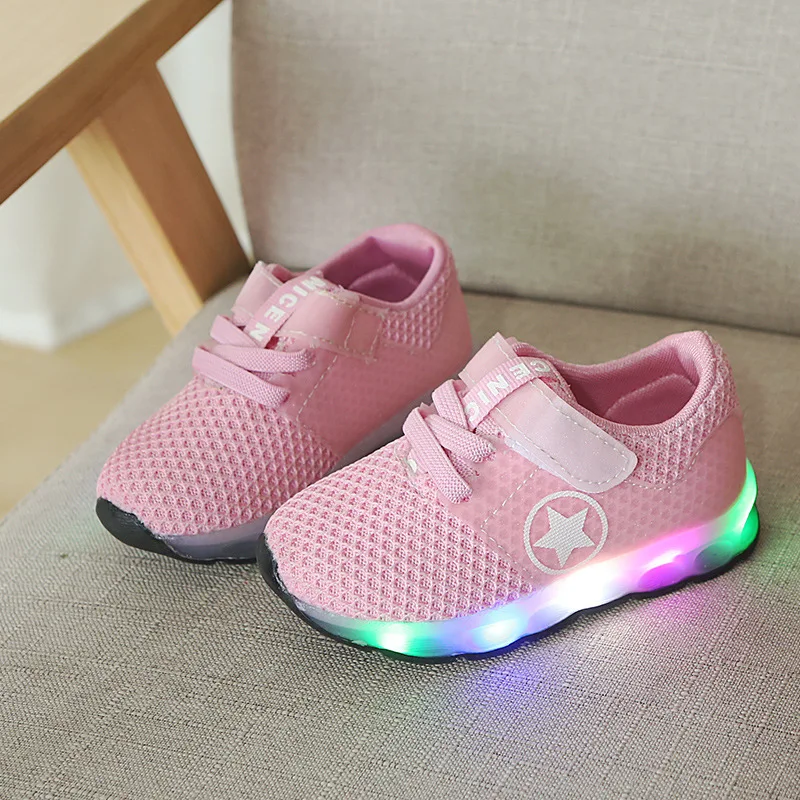 2020 quality fashion princess girls shoes beautiful children led lighting cute casual |