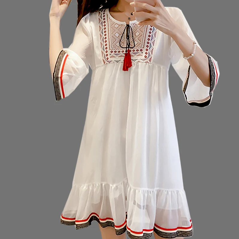 

Chiffon Dress Women 2019 Summer Embroidery Vintage Ladies Tunics Robe Femme A-line Flare Sleeve Vestidos Casual Woman Dresses