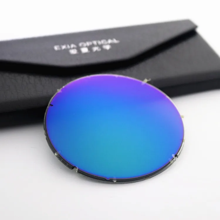 

Поляризованные зеркальные солнцезащитные линзы EXIA OPTICAL P5 Series