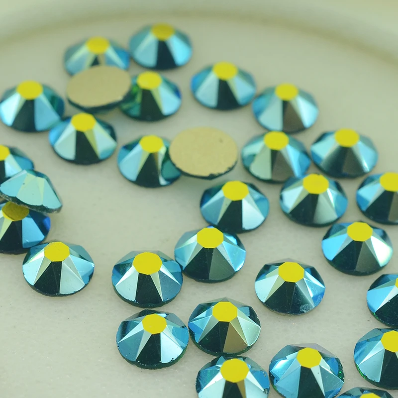 

Flat Back Rhinestone 2088 Crystal Strass 16 Cut Face Crystals Emerald AB ss20 4.6-4.8mm Nail Art Rhinestones