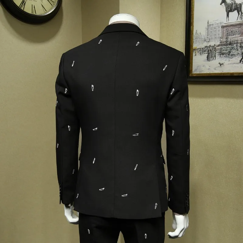 Top Quality New Mens Personality Embroidery Men Suit Formal Evening Wear Outfits Wedding Dress 3pcs Set Big Size Terno Masculino