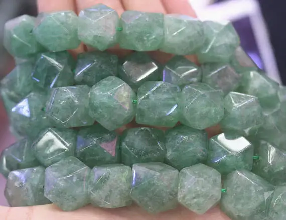 

Натуральный граненый зеленый Клубника Кристалл кварцевый самородок бусины, 15 дюймов в нитке