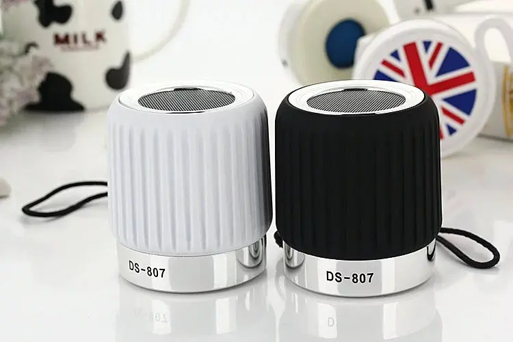 Daniu 807 Велоспорт Спортивные Портативный Bluetooth Динамик FM радио Водонепроницаемый