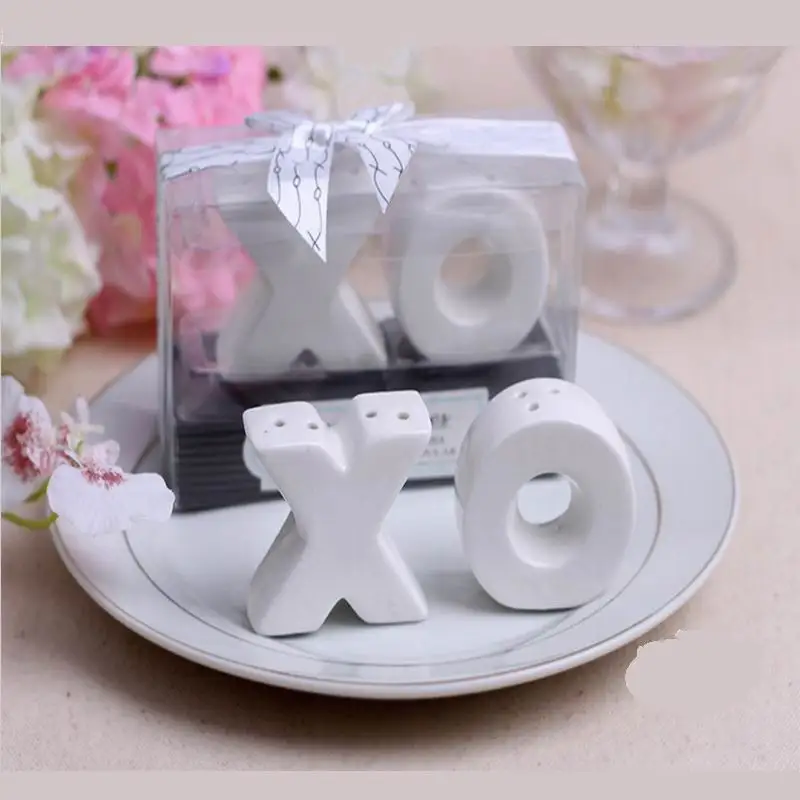 

hot sell 50sets/lot XO Ceramic Salt And Pepper Shaker Beach Party favor Souvenirs wedding favors