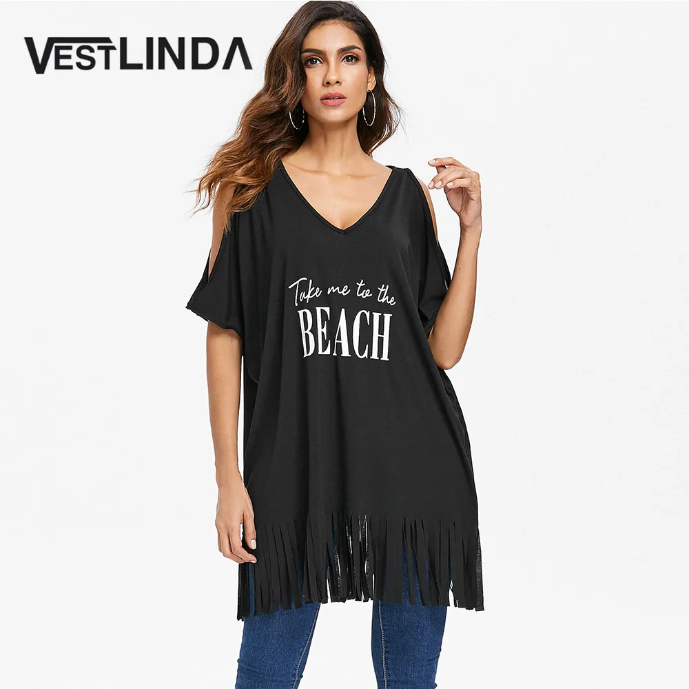 VESTLINDA Длинная женская футболка с открытыми плечами и буквенным принтом бахромой