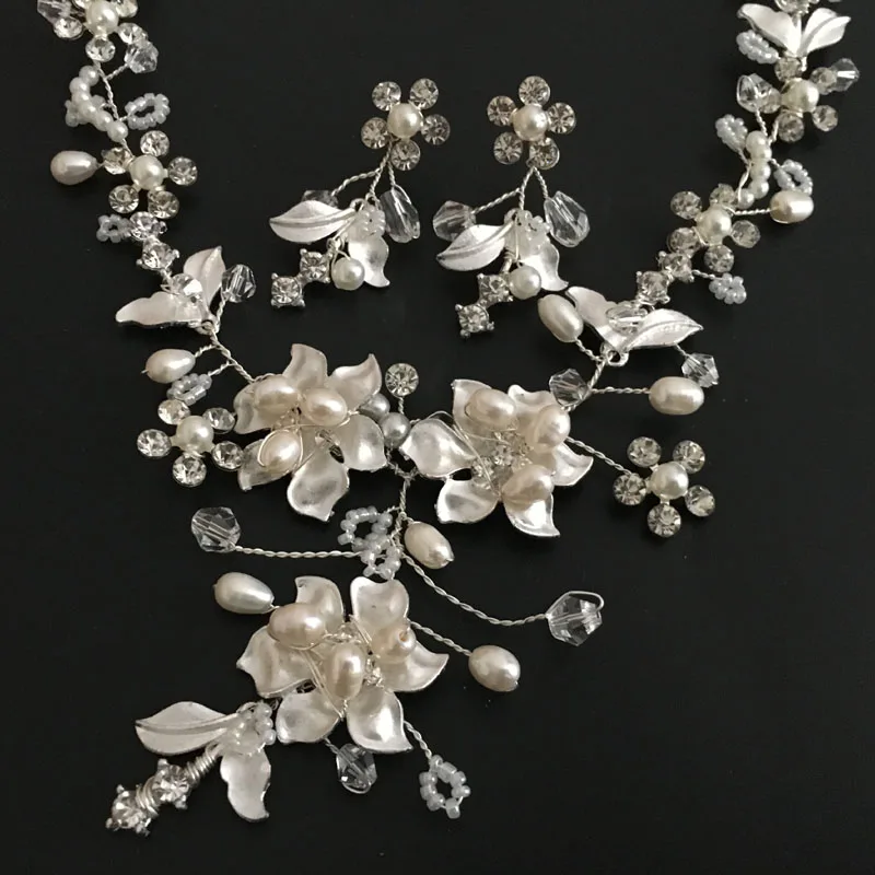 

SLBRIDAL Rhinestones Austrian Crystal Freshwater Pearls Wedding Jewelry Set Bridal Necklace Earring Set Part Jewelry Bridesmaids