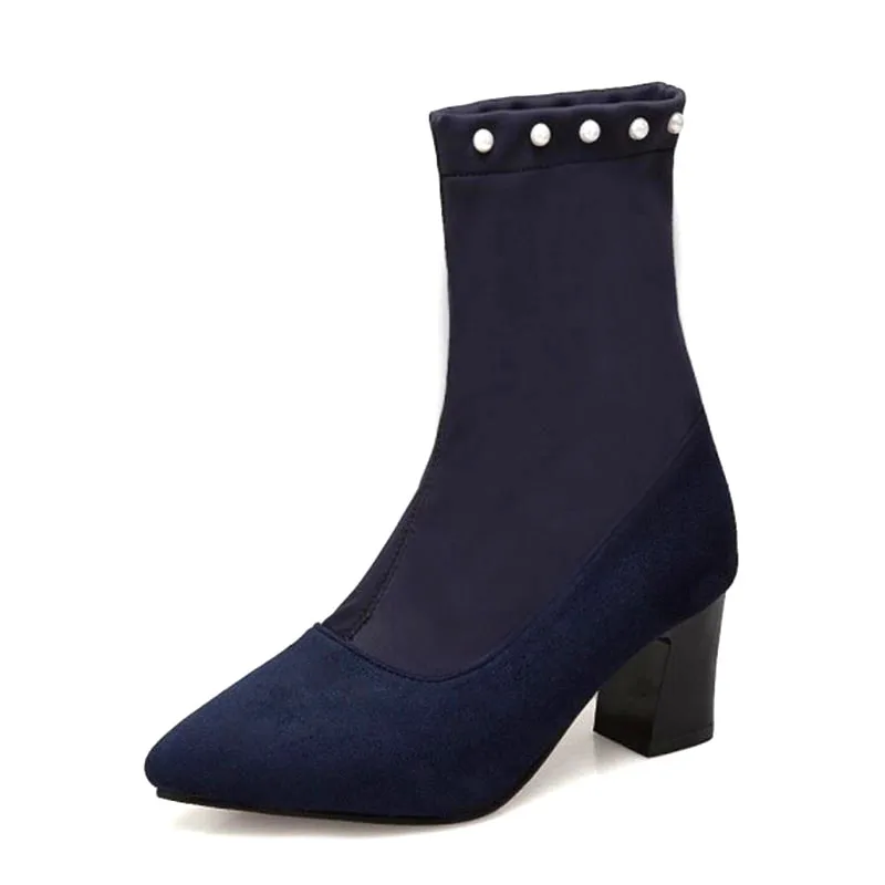 Женские сапоги на высоком каблуке с бусинами зимние теплые короткие | Обувь