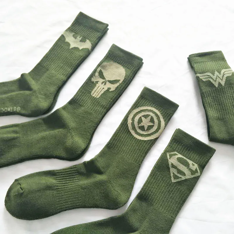 Летние носки Осенние хлопковые с рисунком серия Marvel уличные парные мужские