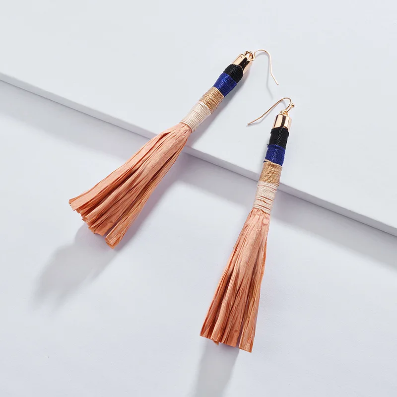 HUIDANG Новое поступление модные зимние серьги подвески с кисточками из рафии и