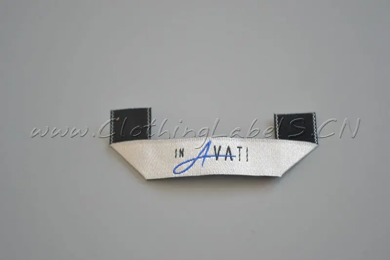 Пользовательский дизайнерский товар для одежды этикетка на шею лазерная резка