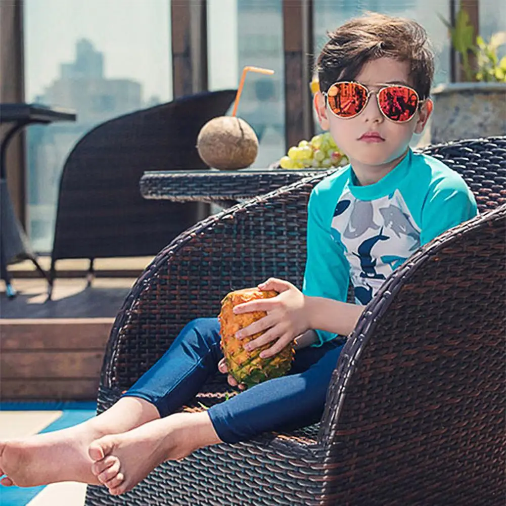 Детский купальный костюм для мальчиков с длинным рукавом и рисунком дельфина