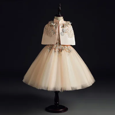 Золотое кружевное платье для девочки первого причастия бальное из тюля с
