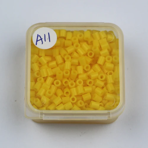 2.6mm 500 Pcs in box Mini Hama Beads 84 colors can choos Available Quality Guarantee perler PUPUKOU Beads Activity Fuse Bea - Цвет: A11
