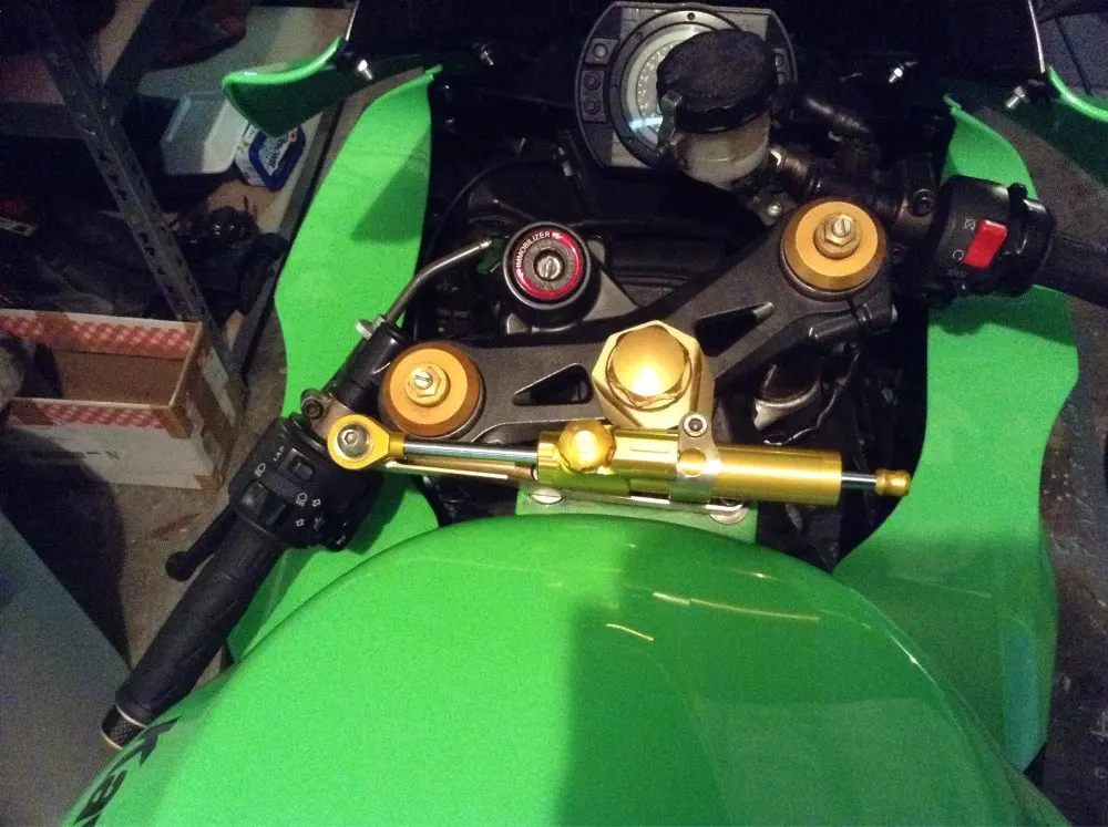 

Universal Aluminum Motorcycle Damper Steering Stabilize Control FOR YAMAHA YZF R25 R15 R6 R125 kawasaki z750 Z800 FZ8 FZ1 FZ6R