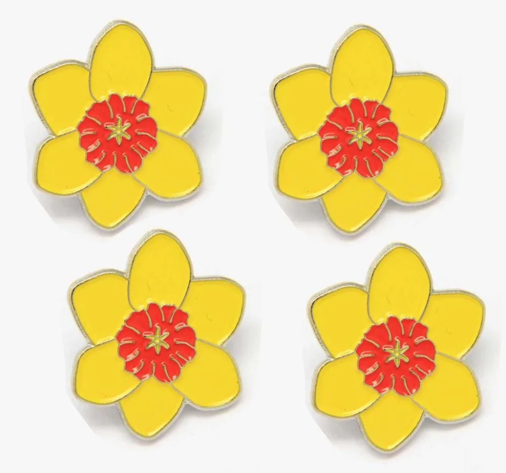 В партии 5 шт. Live желтый кружевными цветами и отворотом включающий кепку галстук