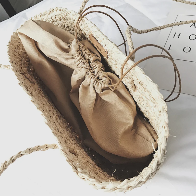 Плетеная соломенная сумка в японском и южнокорейском стиле пляжная на плечо из