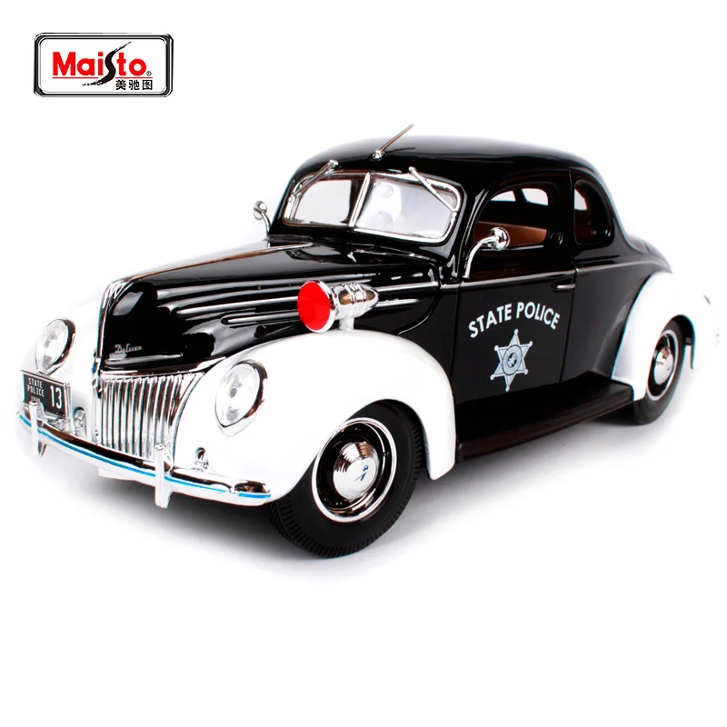 Модель старого автомобиля Maisto 1:18 1939 Ford Deluxe литая модель новая игрушка в коробке