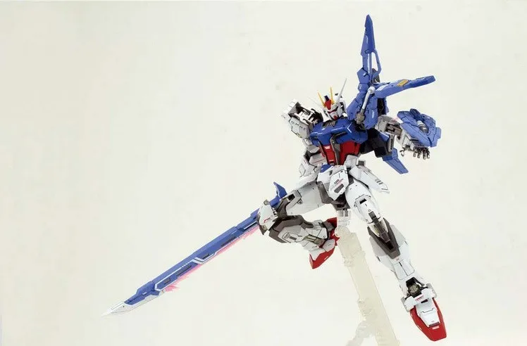 Дракон Момоко модель 1:100 MG RM GAT-X105+ AQM/E-X02 меч Strike Gundam