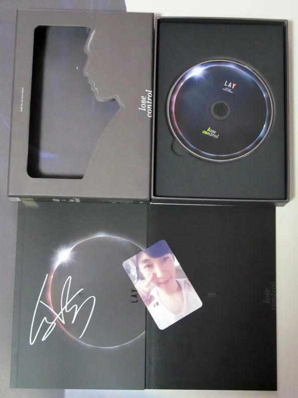 EXO Lay autographed подписанный альбом SOLO LOSE CONTROL CD 11 2016|album|controllercontroller control |