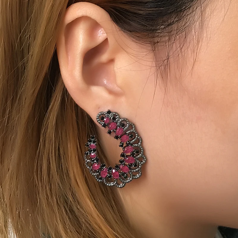 Новинка 2017 темно-красные серьги-гвоздики AAA с черным пистолетом винтажные