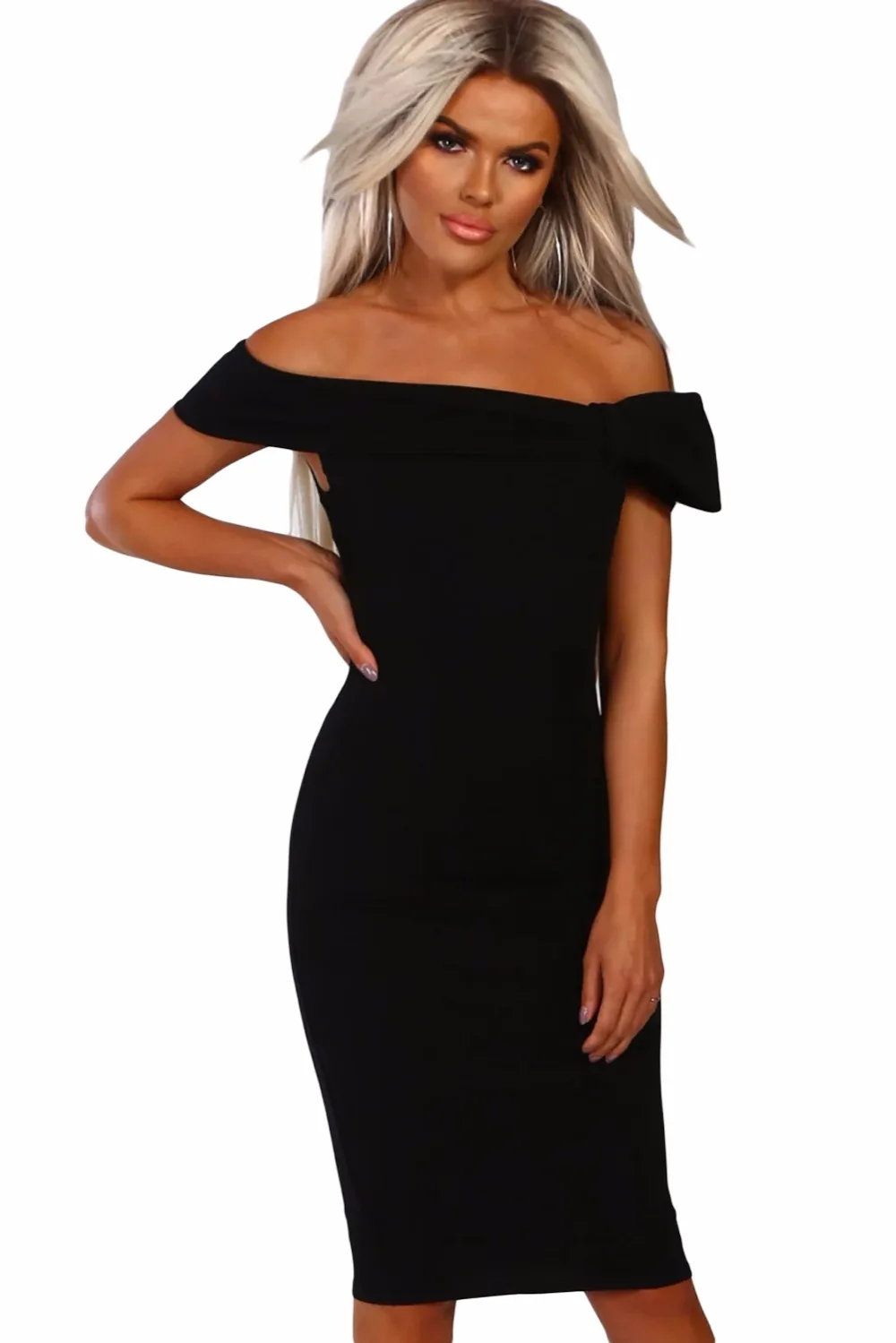 Женское платье средней длины красное/розовое/черное облегающее с бантом и