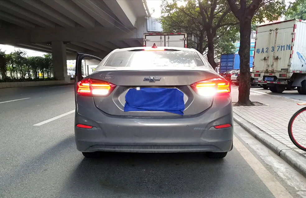 Задний фонарь Cruze подсветка светодисветодиодный 2017 ~ 2018 год Бесплатная доставка!