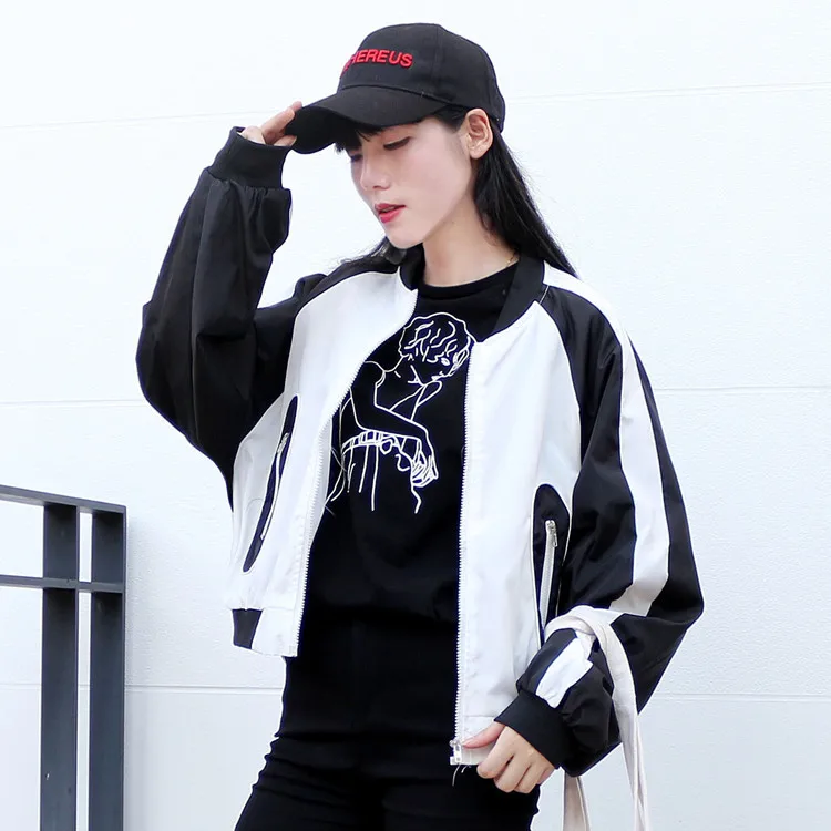 Свободная Женская куртка на молнии с круглым вырезом короткая зимняя надписью