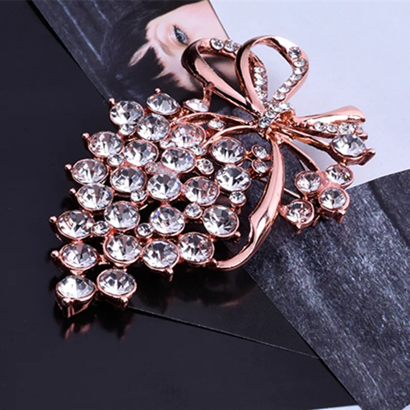 Новинка брошь в виде винограда с искусственными кристаллами стразы для