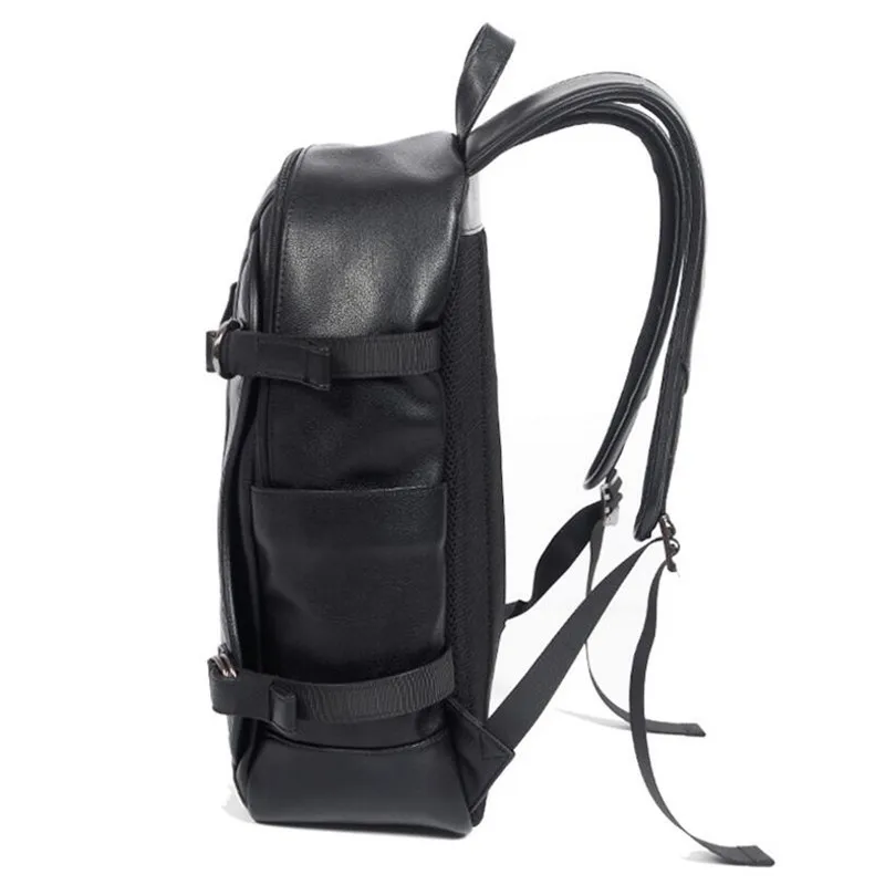 Мужской водонепроницаемый рюкзак с USB зарядкой черный кожаный для