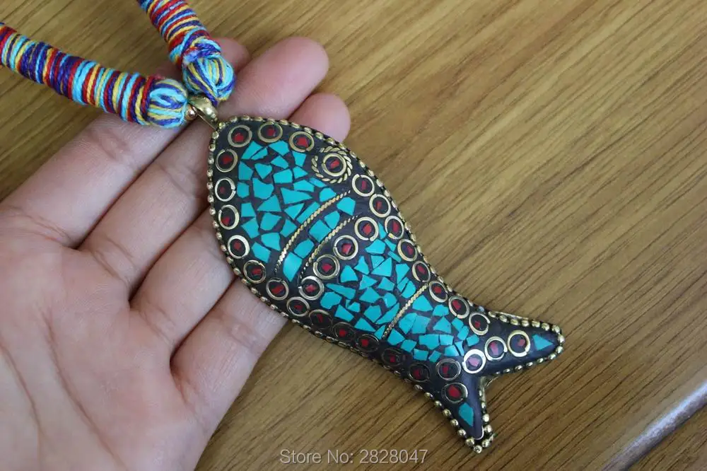 Женское ожерелье ручной работы с узелком NK002 большой рыбкой в тибетском