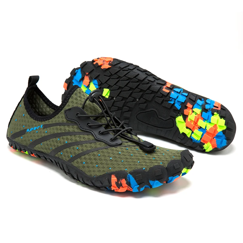 

Summer Water Shoes Men Beach Sandals Upstream Aqua Shoes Man Quick Dry River Sea Slippers Diving Swimming Socks Tenis Masculino
