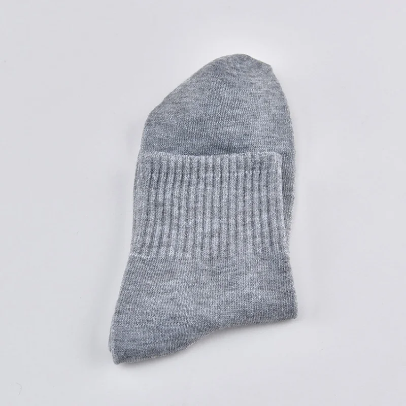 Spring Autumn Fashion Thin Section Breathable Solid Color Unisex Deodorant Socks