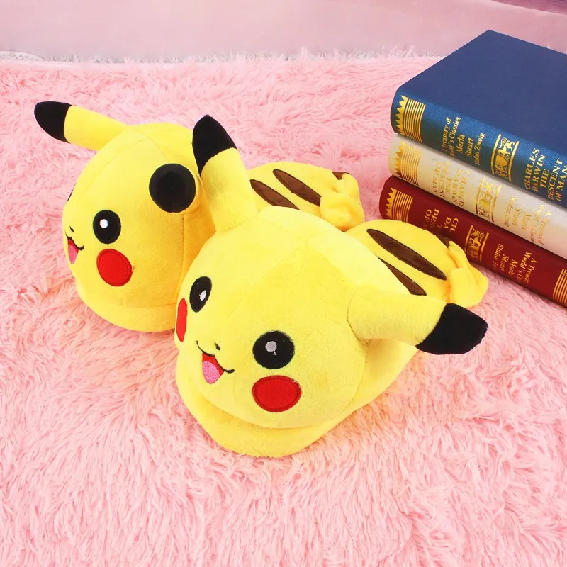 WHOHOLL/хлопковые тапочки в японском стиле с изображением Pokenom Pikachu; домашняя обувь для влюбленных женщин на толстой подошве; нескользящая и теплая подошва
