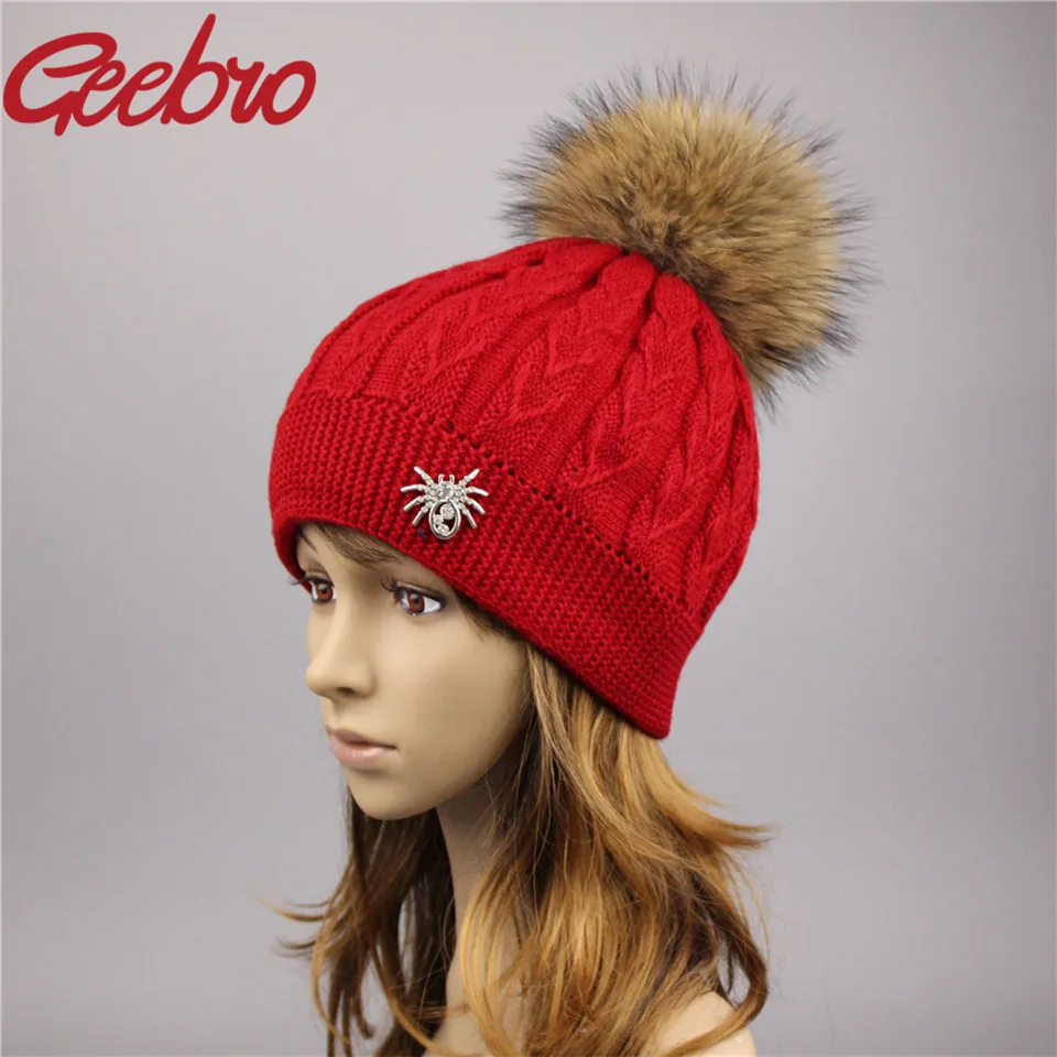 Женские шапки с помпоном Geebro теплые вязаные из меха енота для зимы JS265A |