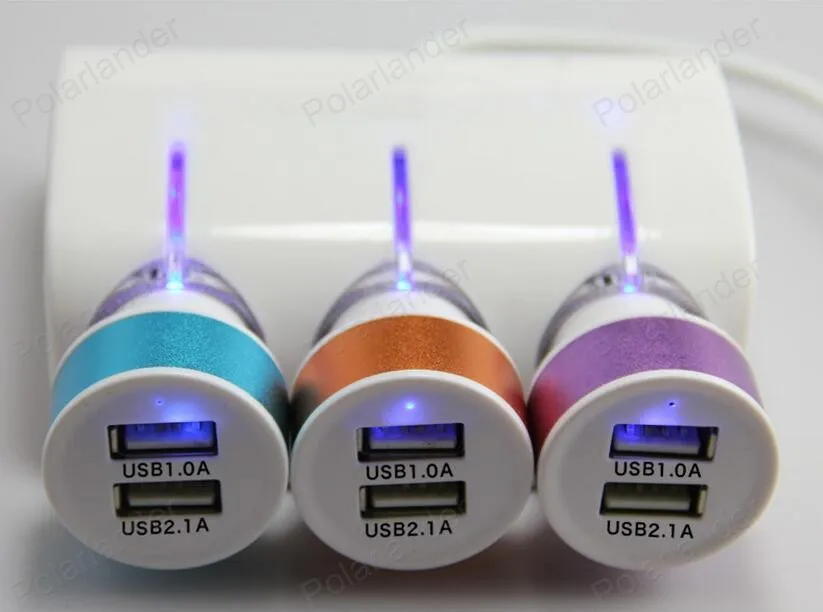 Автомобильное зарядное устройство с двумя USB для мобильных телефонов и цифровых