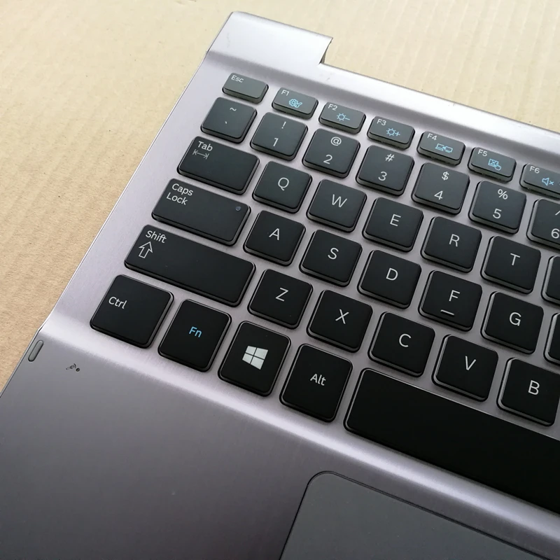 Новая клавиатура для ноутбука с подсветкой и сенсорной панелью samsung NP700Z3A 700z3a NP700Z3B