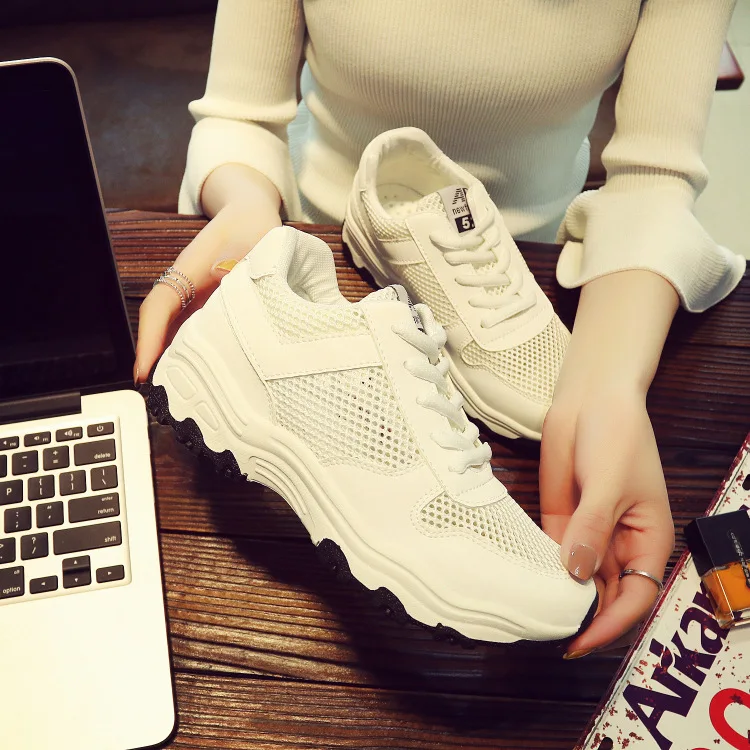 Fitness Sports Shoes Women Walking Ventilation Net Shoes Woman Flat Students Canvas Shoes Wholesale sneakers