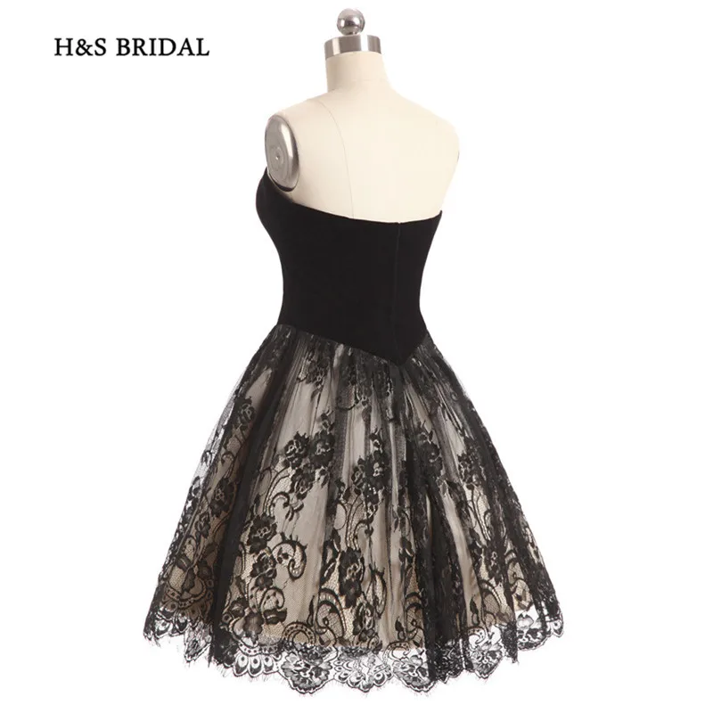 Женское бархатное короткое платье H & S черно красное кружевное для выпускного