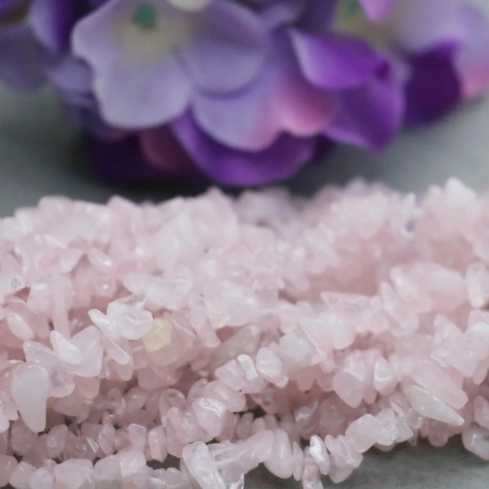 Ожерелье-цепочка женское с натуральными камнями и бусинами | Украшения