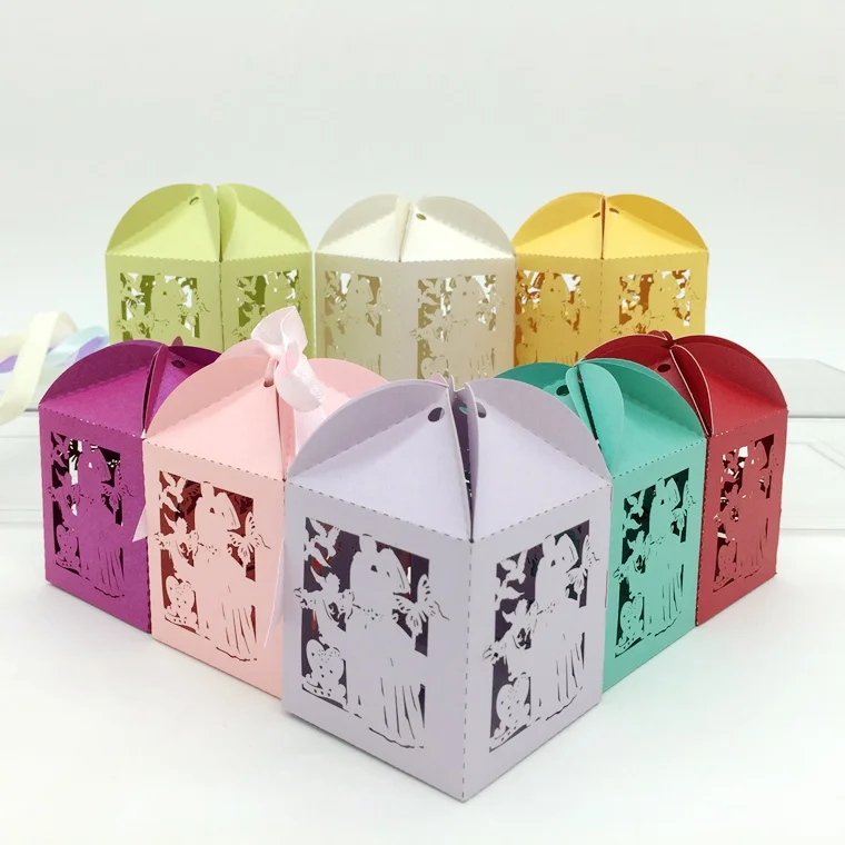 

200pcs Laser Cut Hollow Butterfly Lover Kiss Candy Box Chocolates Boxes With Ribbon For Wedding Party Baby Shower Favor Gift