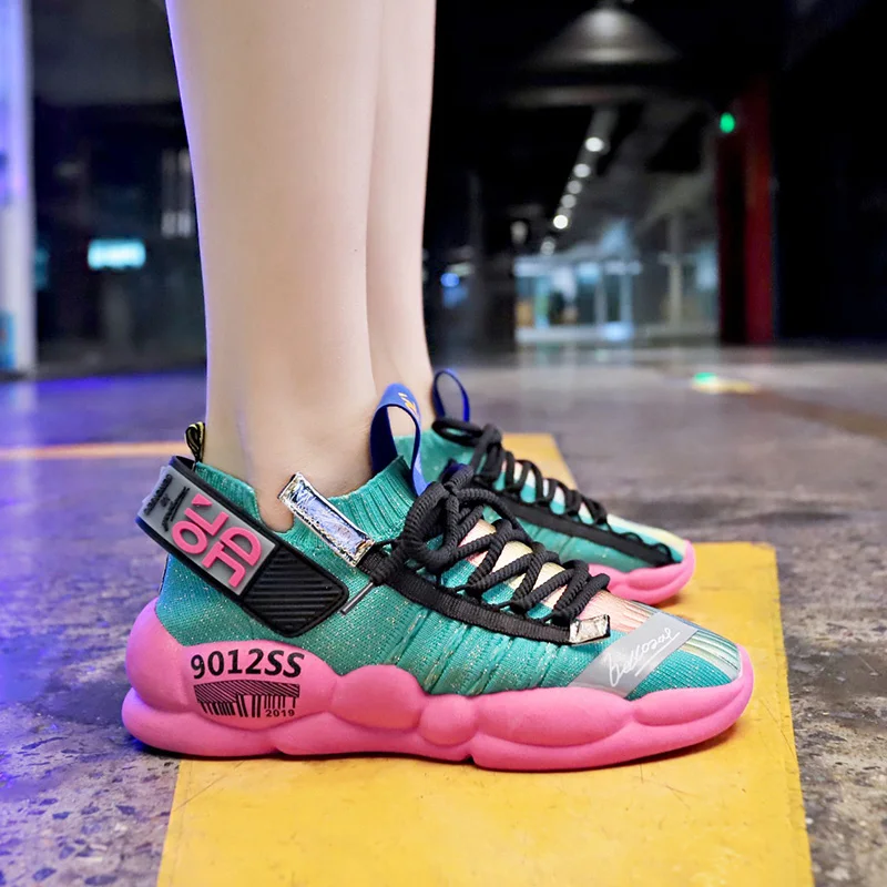 Новинка 2019 года модные летние дышащие кроссовки на массивном каблуке женская