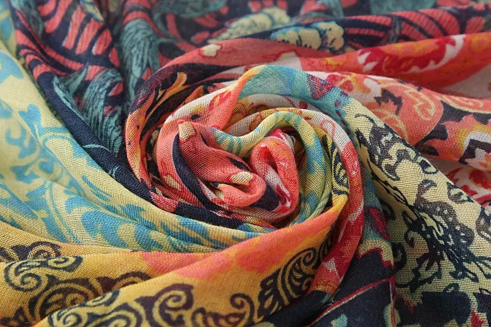 

Ladies Fashion African Ethnic Patchwork Floral Tassel Viscose Shawl Scarf Winter Muffler Headband Foulard Sjaal Wrap Hijab Snood