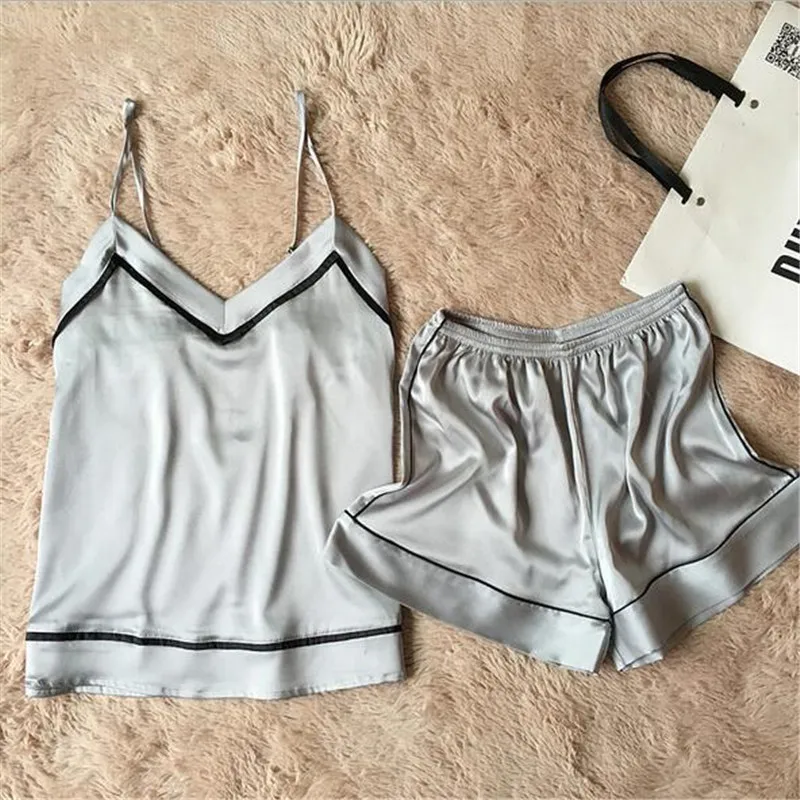 Бренд 2017 женские пижамные комплекты Сексуальная район из искусственного шелка