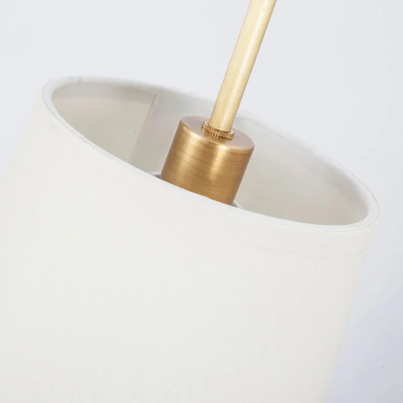 Полно медный люстра прямоугольной формы с простым современным бронзовым каркасом и белым тканевым плафоном Lamparas Lustre E14 110-240V включенной.