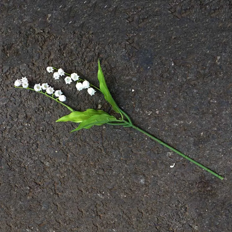 white lily Искусственные белые цветы, украшение для дома, лилии, искусственные мини-цветы, маленькие Гипсофилы, пластиковые цветы для свадебного сада - Цвет: white lily