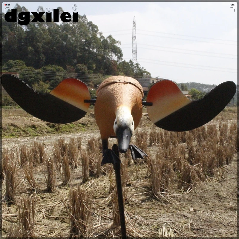 

2018 Xilei Wholesale Outdoor Russian New In Stock Plastic RUDDY SHELDUC 6V Decoys For Duck Hunt Ducks With Magnet Spinning Wings