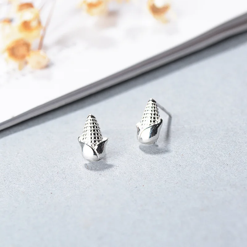 Серьги гвоздики с листьями растений простые Креативные украшения в виде