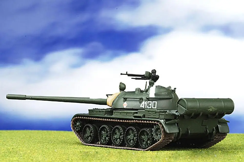 Польша T-55 1/72 литая под давлением модель готовой Танк IXO |