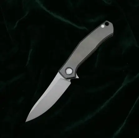 titanium Зеленый шип карты V D2 складной нож титановая медная ручка Флиппер шарикоподшипник EDC/карманный/открытый/Кемпинг/охотничий нож - Цвет: titanium