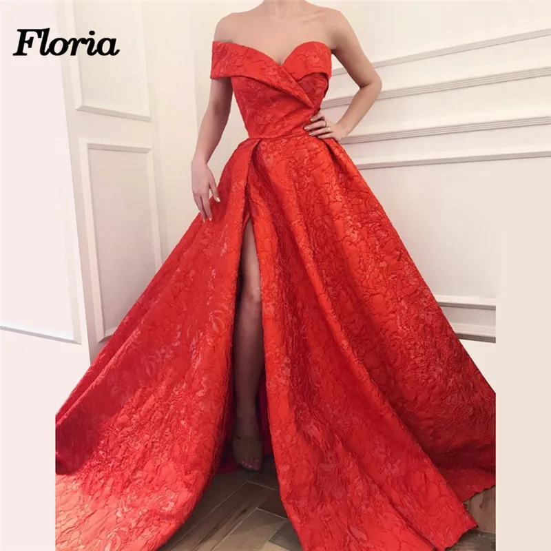 Женское вечернее платье кружевное мусульманское с глубоким вырезом на плечах 2018